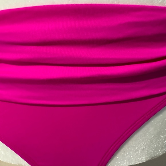 Bathing suit. 2 piece - Picture 4 of 4